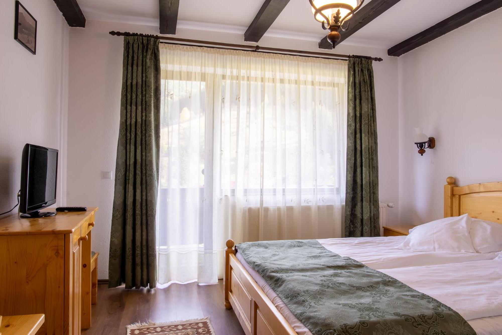 Poiana Soarelui Bed and Breakfast Moeciu De Sus Eksteriør billede